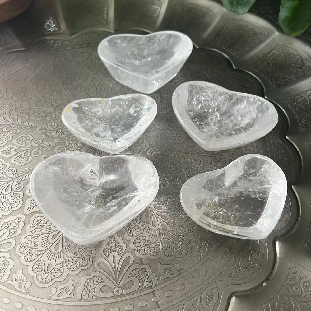 Crystal quartz heart dish - Picture 3 of 5